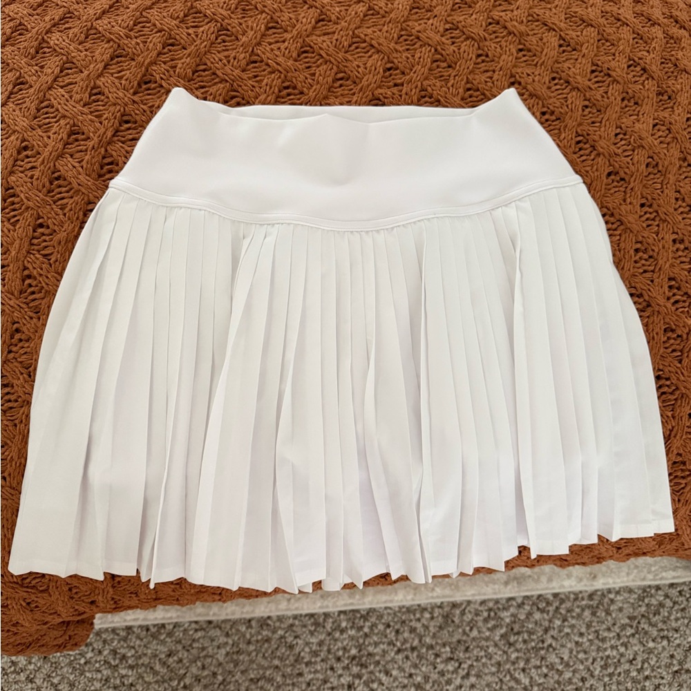 Alo Yoga Pleated White Tennis Skirt